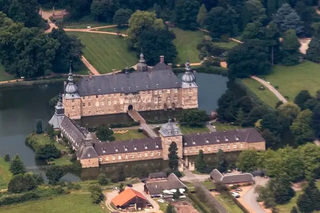 Schloss Lembeck – Burg oder Schloss, 9 km von Dorsten