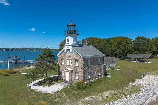 Sheffield Island Lighthouse – Leuchtturm, bei Darien