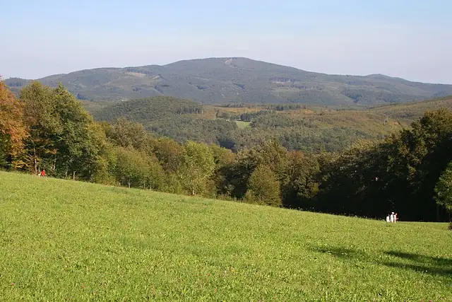 Sina-Warte – Aussichtsturm, 7 km von Baden