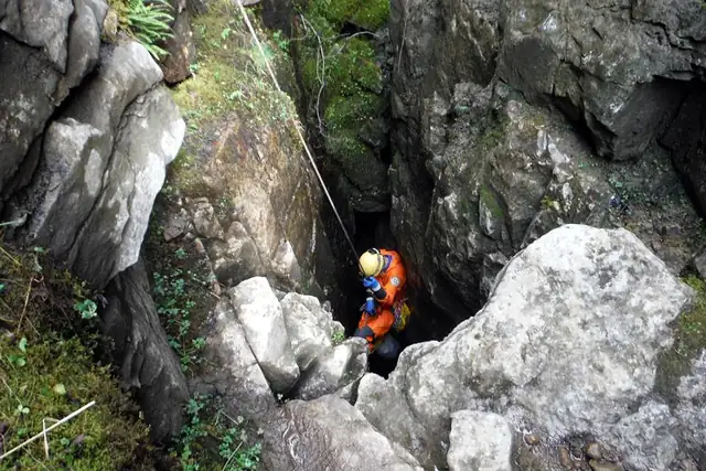 Long Kin East Cave – Cave