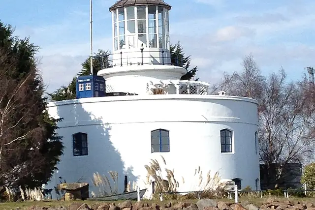 West Usk Lighthouse – Lighthouse, 14 km from Cardiff