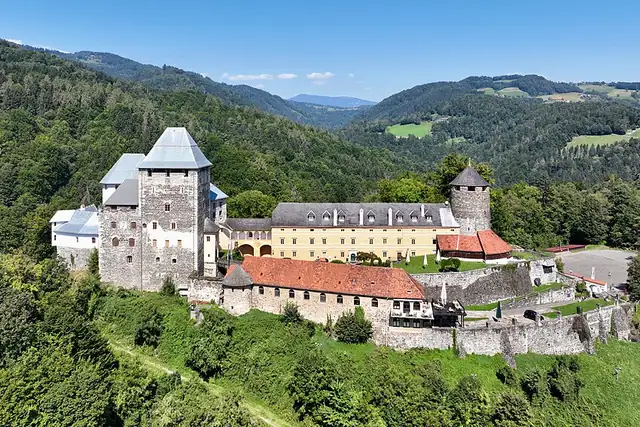 Burg Deutschlandsberg – Castle, 27 km from Wolfsberg