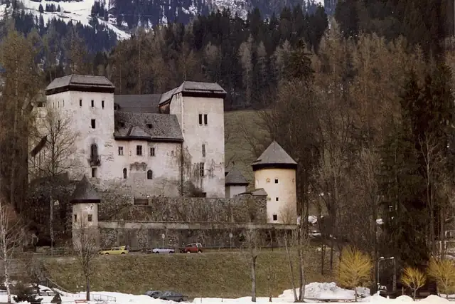 Schloss Goldegg – Castle, 22 km from Saalfelden am Steinernen Meer