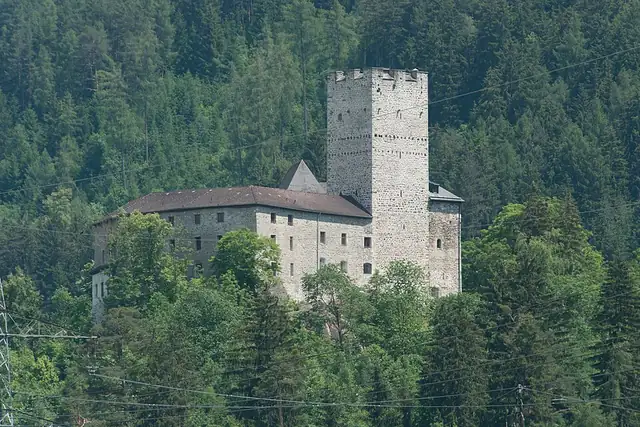 Schloss Petersberg – Castle, 13 km from Telfs