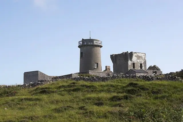 Teach Solais Árainn – Leuchtturm