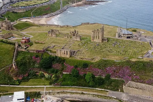 Tynemouth Priory and Castle – Castle, 13 km from Newcastle
