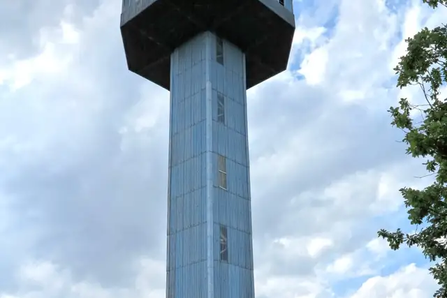 Bayernturm – Aussichtsturm, 27 km von Coburg
