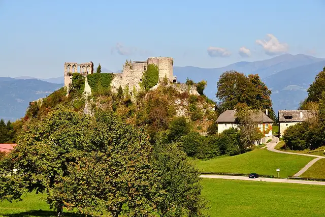 Burgruine Altfinkenstein – Castle, 8 km from Villach