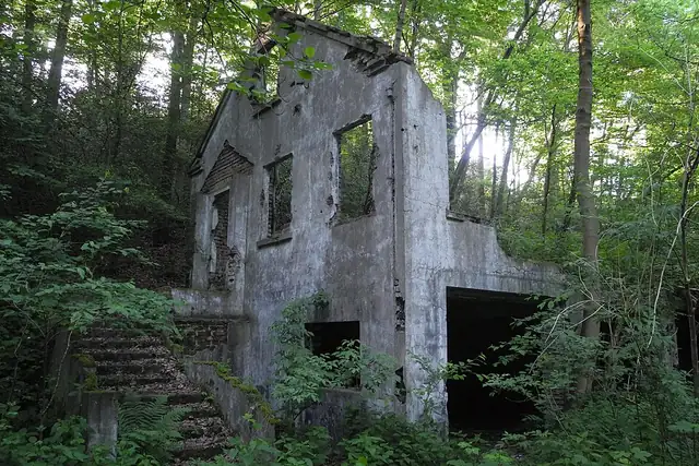 Verwaltung der Zeche Elisabethenglück – Ruine, 20 km von Dortmund