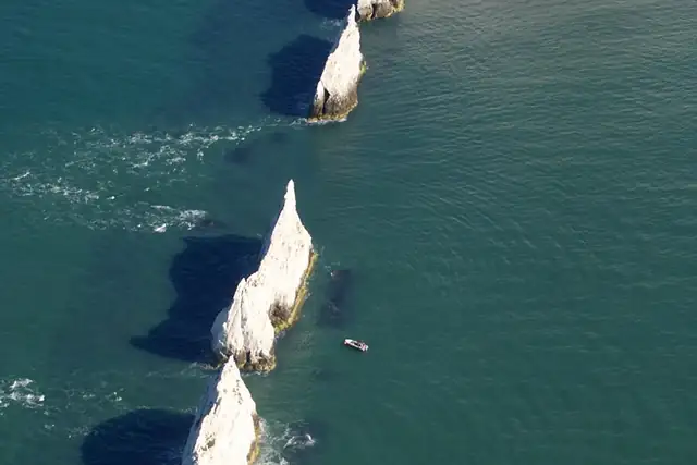 The Needles Lighthouse – Lighthouse, 12 km from New Milton