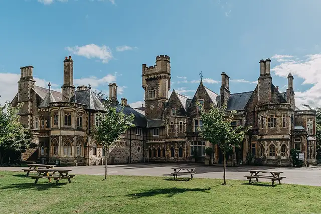 Insole Court – Castle, near Cardiff