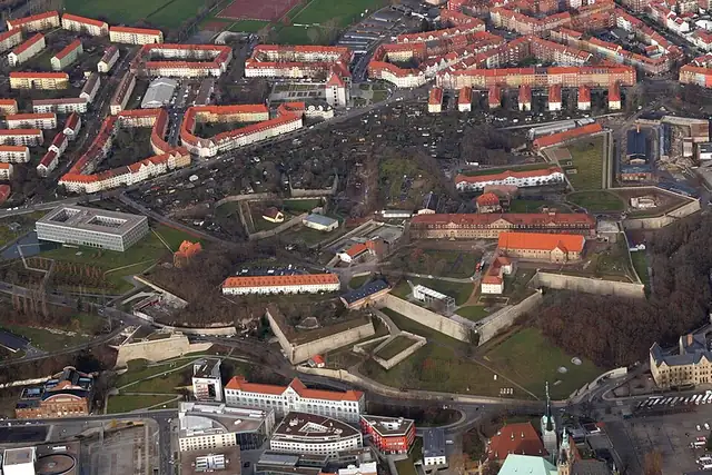 Zitadelle Petersberg – Burg oder Schloss, bei Erfurt