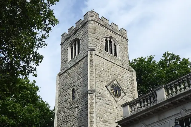 Tower of Church of St Augustine – Aussichtspunkt, 7 km von London