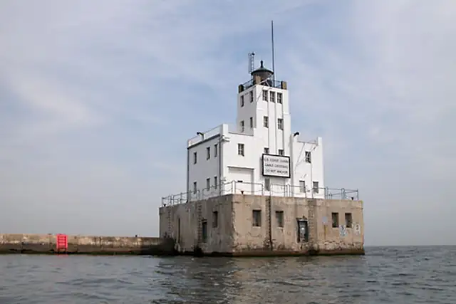 Milwaukee Breakwater Lighthouse – Leuchtturm, bei Milwaukee