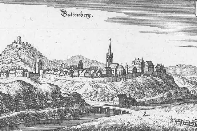 Bergfried Kellerburg – Aussichtsturm, 12 km von Frankenberg