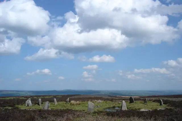 Twelve Apostles – Megalith, 21 km from Leeds