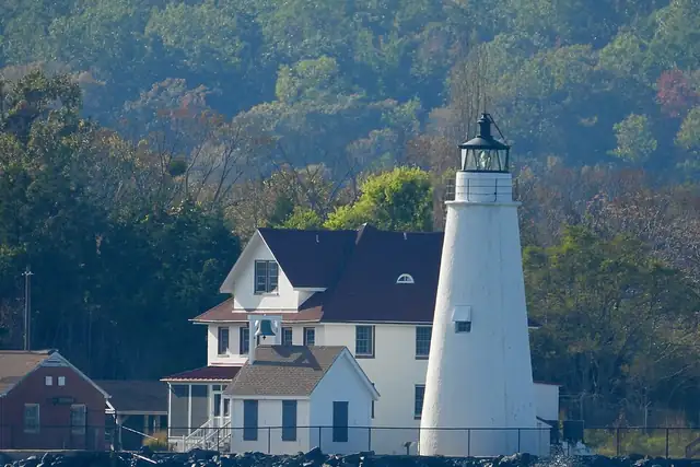 Cove Point Lighthouse – Lighthouse