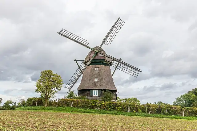 Farver Mühle – Windmühle, 20 km von Neustadt in Holstein