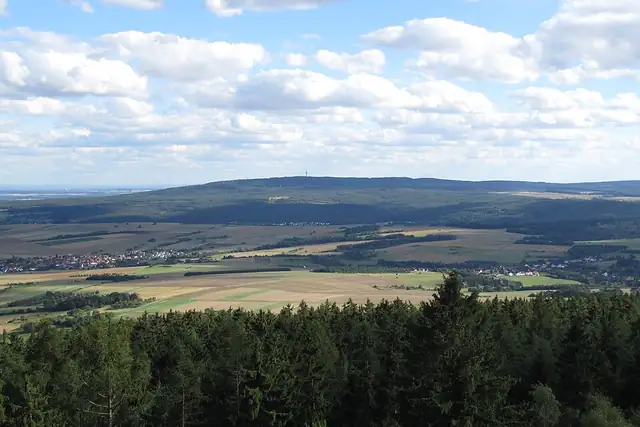 Wintersteinturm – Aussichtsturm, 6 km von Bad Nauheim