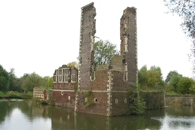 Kasteelruïne Schaesberg – Ruin, 15 km from Aachen