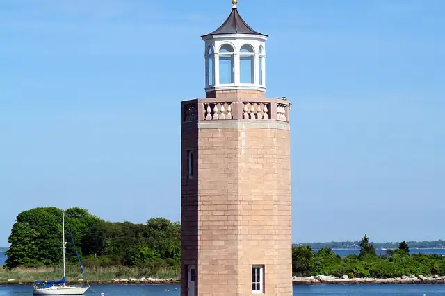 Avery Point Lighthouse – Leuchtturm, bei New London